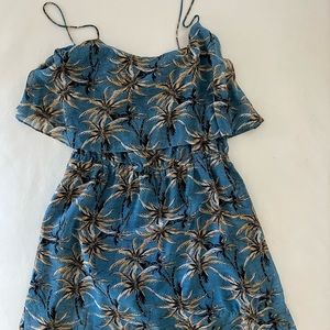 Women dress